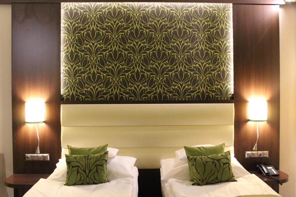 Hotel Wellamarin Zamárdi Habitación foto