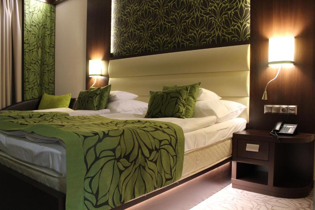 Hotel Wellamarin Zamárdi Habitación foto